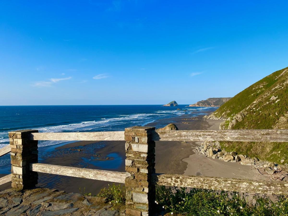 Apartament Playa Quebrantos. And Surf. Primera Linea *