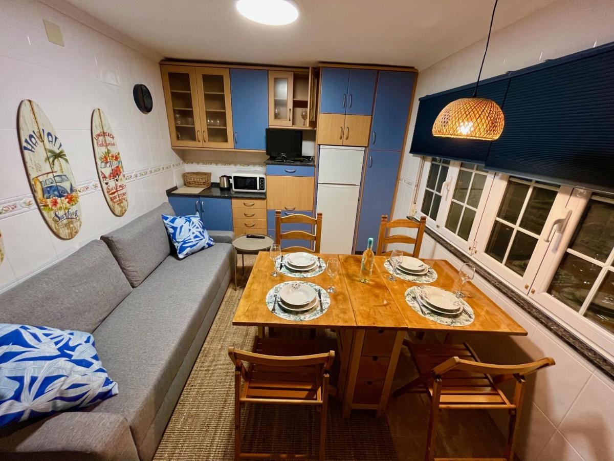 Playa Quebrantos. And Surf. Primera Linea Appartement