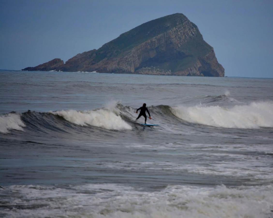 Playa Quebrantos. And Surf. Primera Linea Appartement